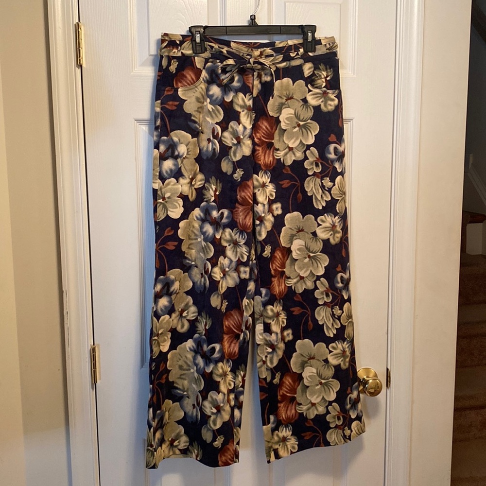 Uniq Navy/Floral Wide Leg Pants…size L